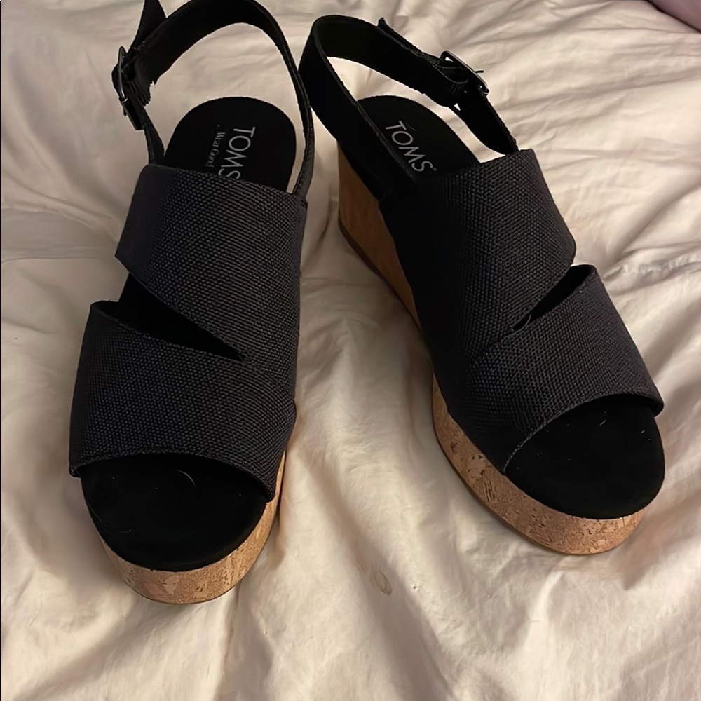 TOMS Women's Black Wedge Sandals